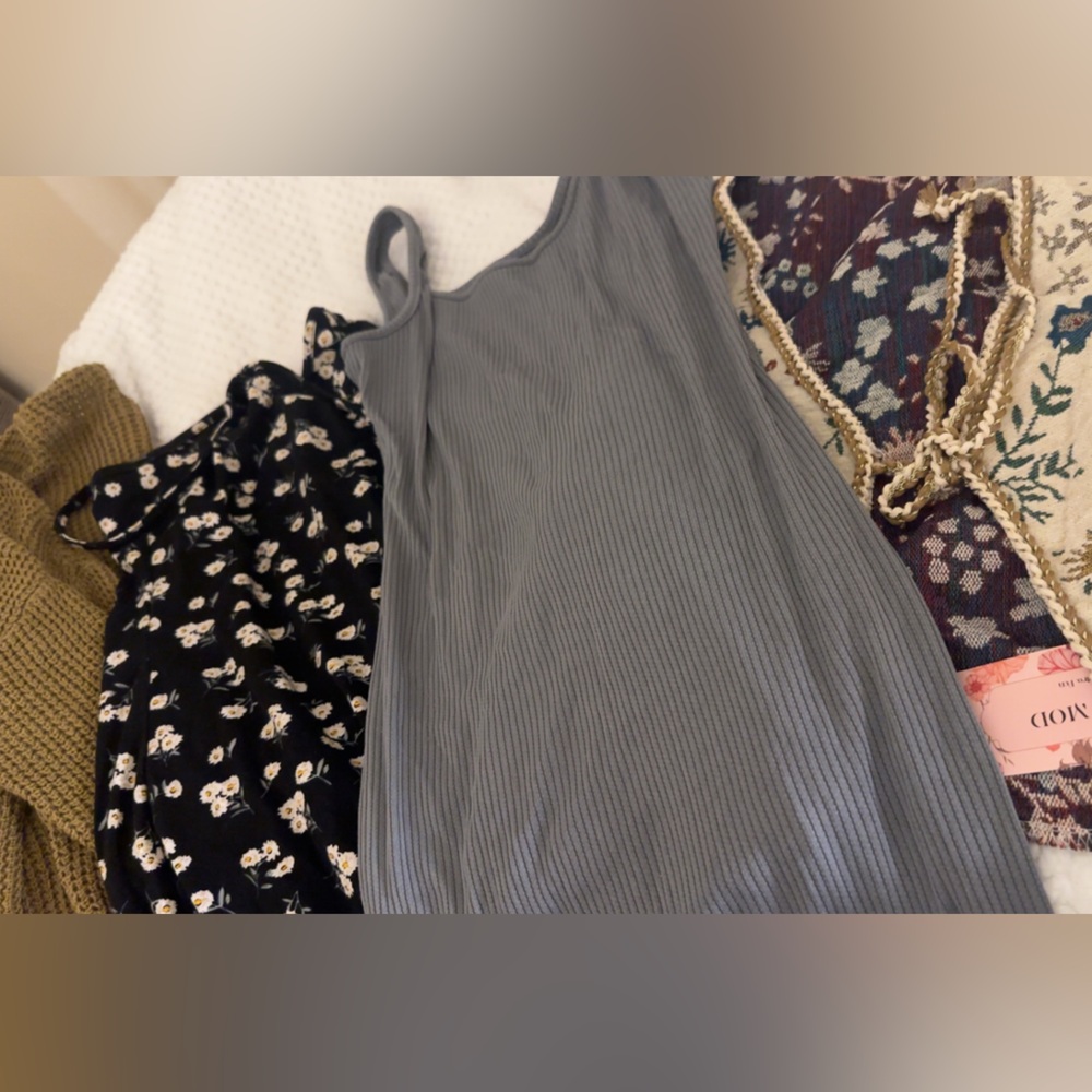 Mystery Bundle of Women’s Tops and Dresses, size small